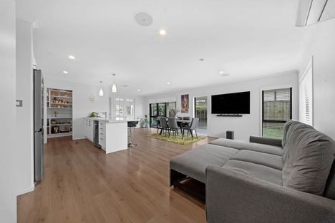 Photo of property in 11 Millbrae Place, Pokeno, 2402