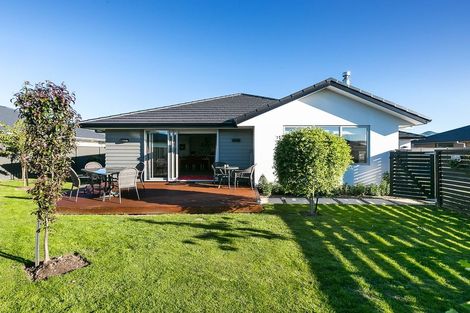 Photo of property in 33 Silver Springs Boulevard, Mosgiel, 9024