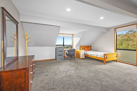 Photo of property in 9 Janice Place, Mount Pleasant, Christchurch, 8081