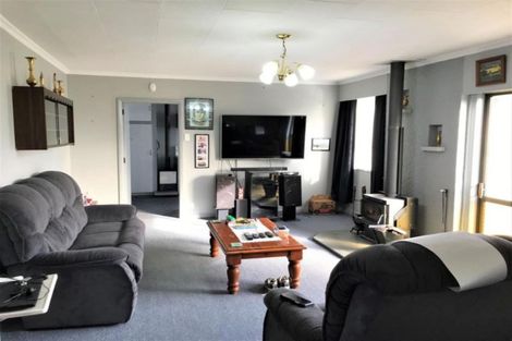 Photo of property in 22 High Street, Balclutha, 9230