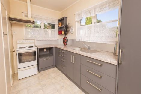 Photo of property in 14 Hillcrest Avenue, Hillcrest, Rotorua, 3015