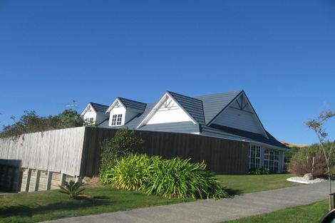 Photo of property in 69 Samwell Drive, Whitby, Porirua, 5024