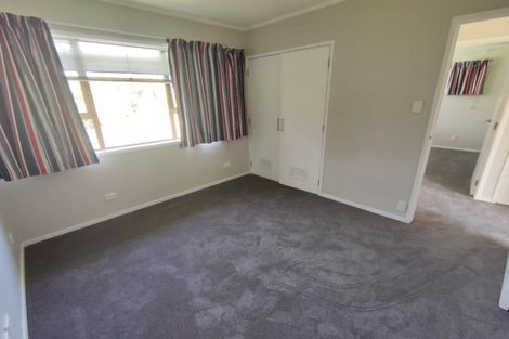 Photo of property in 2 King Richard Place, Browns Bay, Auckland, 0630