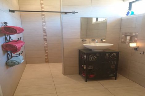 Photo of property in 10 Rays Way, Tuakau, 2121