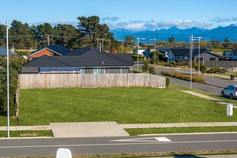 Photo of property in 2 Kittyhawk Road, Burleigh, 7201