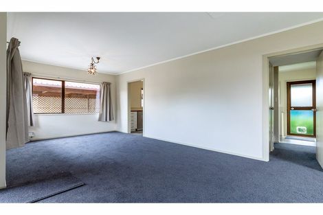 Photo of property in 3/54 Swanson Road, Henderson, Auckland, 0610