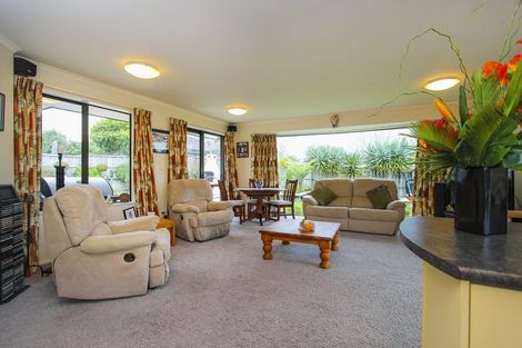 Photo of property in 26 Brittany Drive, Henderson, Auckland, 0612