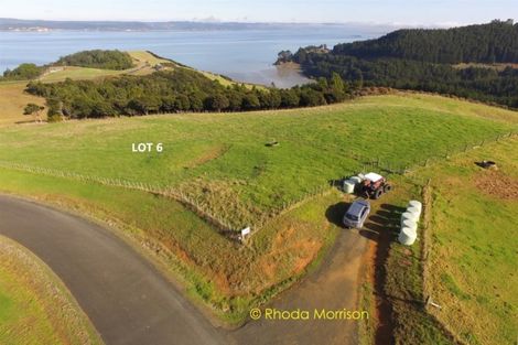 Photo of property in 6 Te Wairoa Lane, Tinopai, 0593