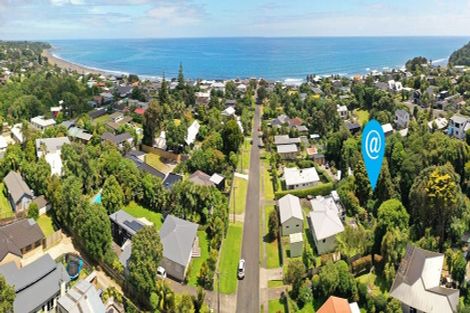 Photo of property in 45 Mcfarlane Street, Oakura, 4314