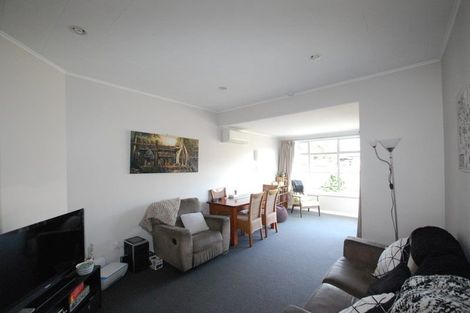 Photo of property in 69 Waiwhetu Road, Waterloo, Lower Hutt, 5011