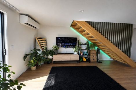 Photo of property in 1/21 Siddal Place, Richmond, Christchurch, 8013