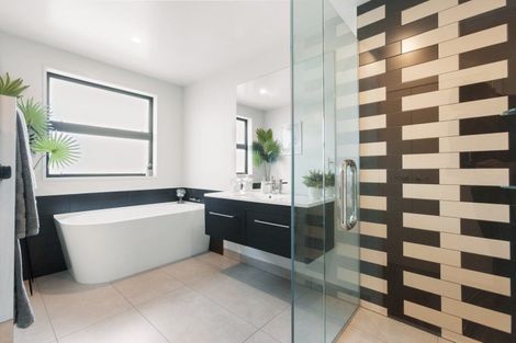 Photo of property in 30 Ethereal Crescent, Mount Pisa, Cromwell, 9383