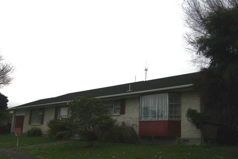 Photo of property in 18 Waltham Court, Cloverlea, Palmerston North, 4412