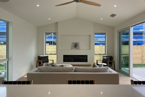 Photo of property in 94 Hugo Shaw Drive, Cambridge, 3434