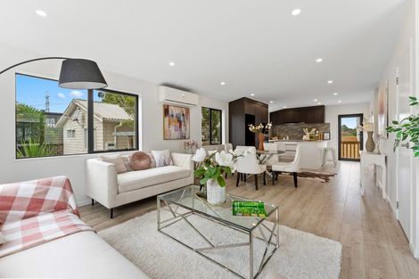 Photo of property in 133e Manuroa Road, Takanini, 2112