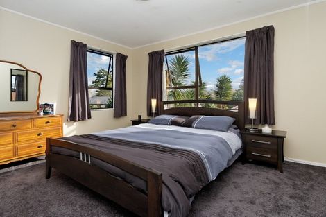 Photo of property in 2/6 Borich Road, Sunnyvale, Auckland, 0612