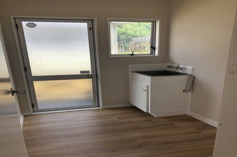 Photo of property in 57 Woodside Road, Massey, Auckland, 0614