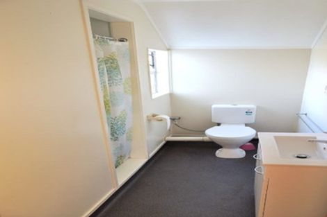 Photo of property in 5 Glen Alton Avenue, Paparangi, Wellington, 6037