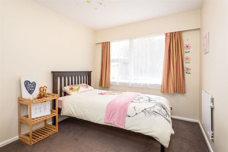 Photo of property in 98 Cavendish Road, Casebrook, Christchurch, 8051