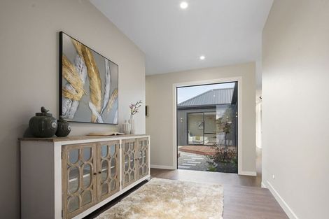 Photo of property in 20 Awanui Road, Red Beach, 0932