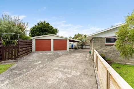 Photo of property in 76 Lethbridge Street, Feilding, 4702