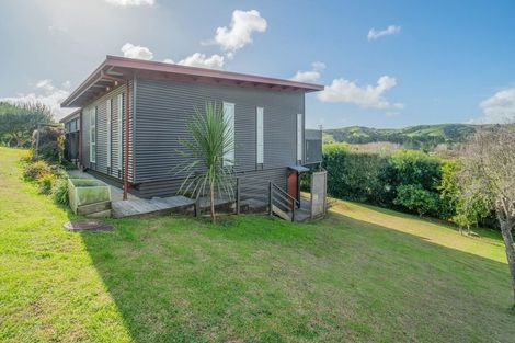 Photo of property in 7 Empressa Heights, Helensville, 0800
