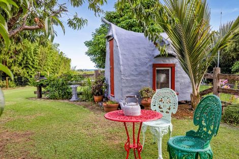 Photo of property in 1454 South Road, Kaitake, New Plymouth, 4374