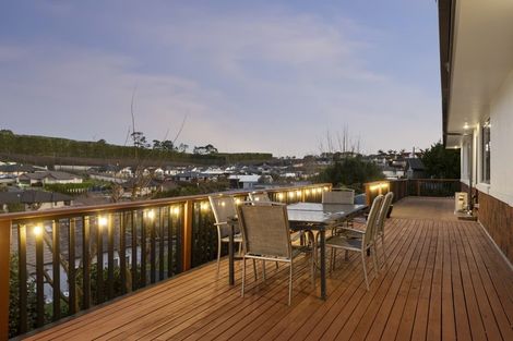 Photo of property in 61 Contour Avenue, Pyes Pa, Tauranga, 3112