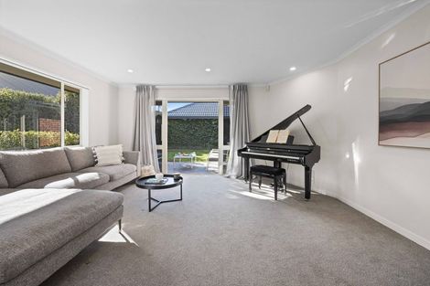 Photo of property in 408a Memorial Avenue, Burnside, Christchurch, 8053