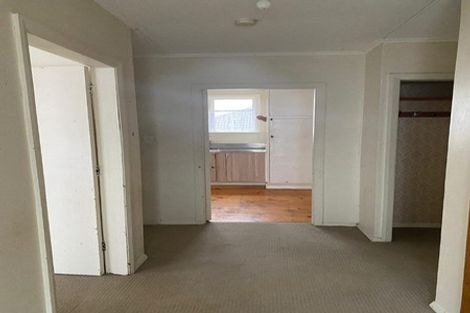 Photo of property in 49 Davidson Crescent, Tawa, Wellington, 5028