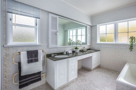 Photo of property in 8 Saint Andrews Grove, Boulcott, Lower Hutt, 5010