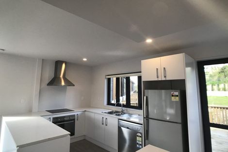 Photo of property in 1 Kanona Way, Albany Heights, Auckland, 0632