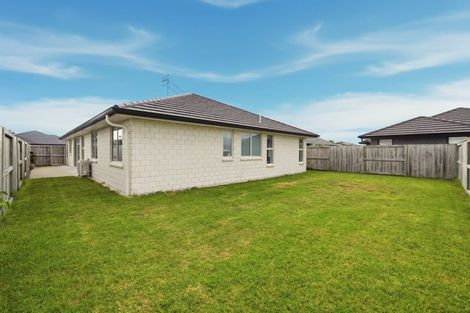 Photo of property in 3 Furlong Road, Papamoa, 3118