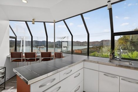 Photo of property in 29 Bayview Road, Charteris Bay, Lyttelton, 8971