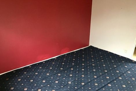 Photo of property in 2/44 Darren Crescent, Half Moon Bay, Auckland, 2012