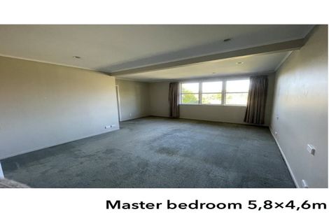 Photo of property in 47 Seaton Road, Murrays Bay, Auckland, 0630