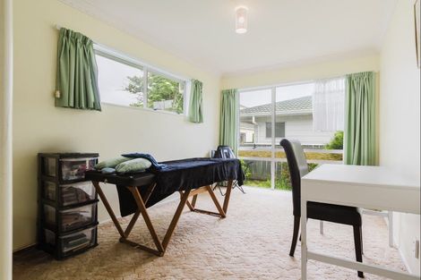 Photo of property in 18c Keeling Street, West End, Palmerston North, 4412