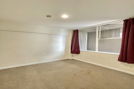 Photo of property in Terrace Tower Apartments, 8a/126 The Terrace, Wellington Central, Wellington, 6011