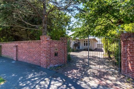 Photo of property in 98 Idris Road, Bryndwr, Christchurch, 8052
