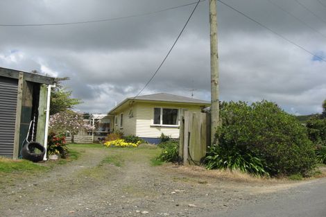 Photo of property in 111 Worrall Road, Kumeu, 0891