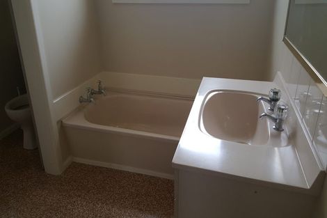 Photo of property in 7 Cranbrook Avenue, Burnside, Christchurch, 8053