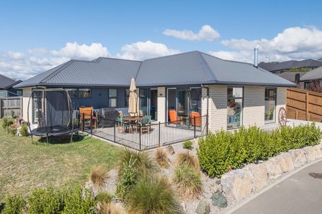 Photo of property in 60 Katania Heights, Brightwater, 7022