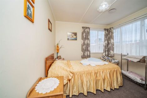 Photo of property in 22 Mcguire Street, Hawera, 4610