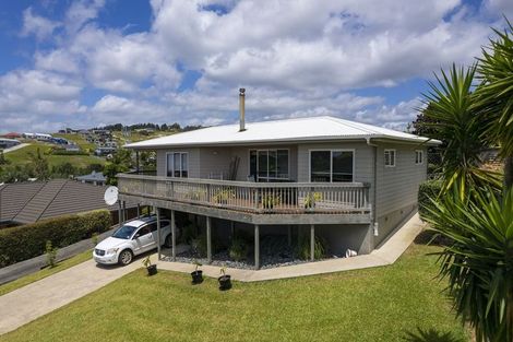 Photo of property in 1 Pohutukawa Drive, Cable Bay, 0420