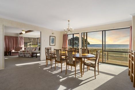 Photo of property in 76 Marine Parade, Mount Maunganui, 3116
