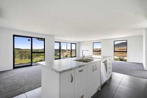 Photo of property in 154b Pacific Drive, Fitzherbert, Palmerston North, 4410