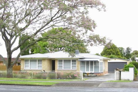Photo of property in 2/10 Park Estate Road, Rosehill, Papakura, 2113