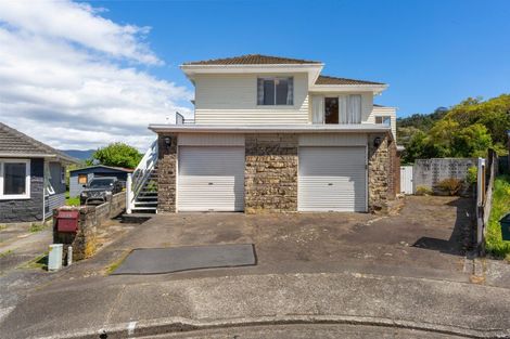 Photo of property in 7 Harlow Grove, Wainuiomata, Lower Hutt, 5014