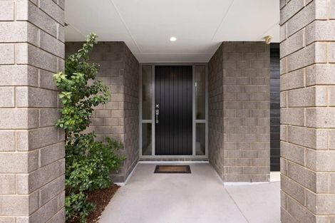 Photo of property in 5 Hayward Place, Ohauiti, Tauranga, 3112