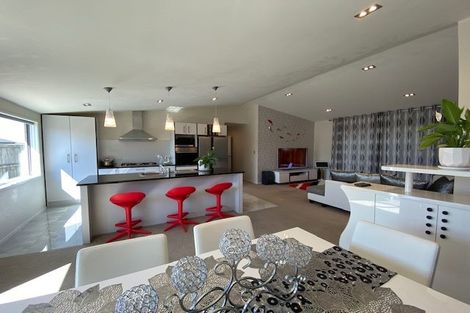 Photo of property in 29 Chadwick Place, Rototuna North, Hamilton, 3210